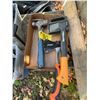 Image 1 : 2 Hammers, 2 hatchets