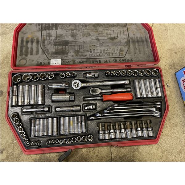 2 Socket sets