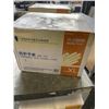 Image 1 : CASE DISPOSABLE VINYL GLOVES, SIZE M