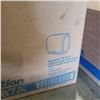 Image 2 : 5 ROLLS OF PAPER TOWEL WITH DISPENSER