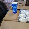 Image 2 : 32OZ CUPS WITH LIDS, 1000 PCS TOTAL
