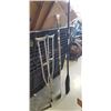 Image 1 : 2 KAYAK PADDLES AND PAIR OF CRUTCHES