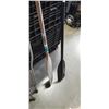 Image 2 : 2 KAYAK PADDLES AND PAIR OF CRUTCHES