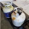 Image 3 : 2 - 20LB PROPANE TANKS