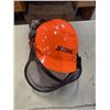 Image 2 : 3 HIGH VIS VESTS AND 2 HARD HATS ONE HAS EAR PROTECTION AND FACE SCREEN