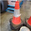 Image 3 : LOT OF SAFETY CONES AND PAIL OF SAFETY YELLOW PAINT
