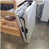 Image 1 : 6FT FOLDING MARKET TABLE