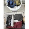 Image 1 : BUCKET WITH 2 SAFETY HARNESSES AND BOX OF ASSORTED SHOP ITEMS