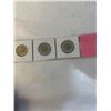 Image 2 : 3 CANADIAN COINS 2 - 2.00 2018 ARMISTICE COLOURED/PLAIN 2022 GRAHAM