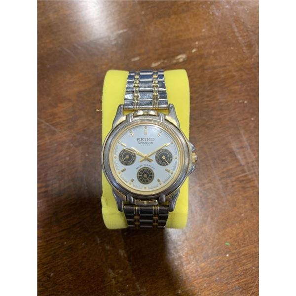 SEIKO WATCH, NEEDS BATTERY