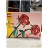 Image 3 : NEW LEGO ROSES 40460 AND NEW DISNEY LINA BELL ALARM CLOCK