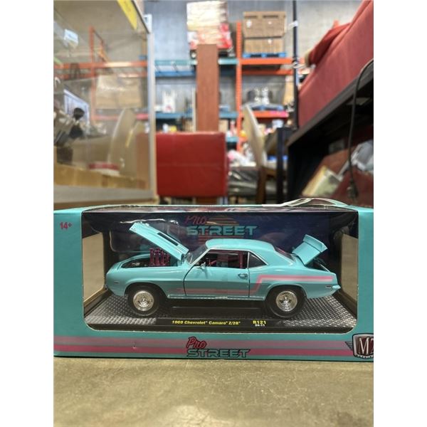 NEW 1969 CHEVROLET CAMERO Z/28 M2 MACHINES PRO STREET DIECAST CAR
