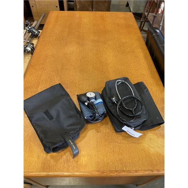 MEDICAL KIT IN BAG AND MICHAEL KORS ITEM