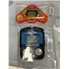 Image 4 : FIVE VINTAGE HAND HELD ELECTRONIC GAMES