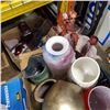 Image 2 : BOX OF VARIOUS VASES
