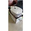 Image 2 : NINJA AIR FRYER AND BRITA WATER JUG