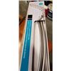 Image 2 : TAYMOR CURVED SHOWER RODS, 5 PCS