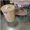 Image 3 : BASKET AND WICKER CORNER SHELF