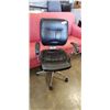 Image 1 : ROLLING OFFICE CHAIR