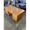 Image 1 : INTERIOR HARDWOOD DESK
