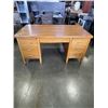 Image 2 : INTERIOR HARDWOOD DESK