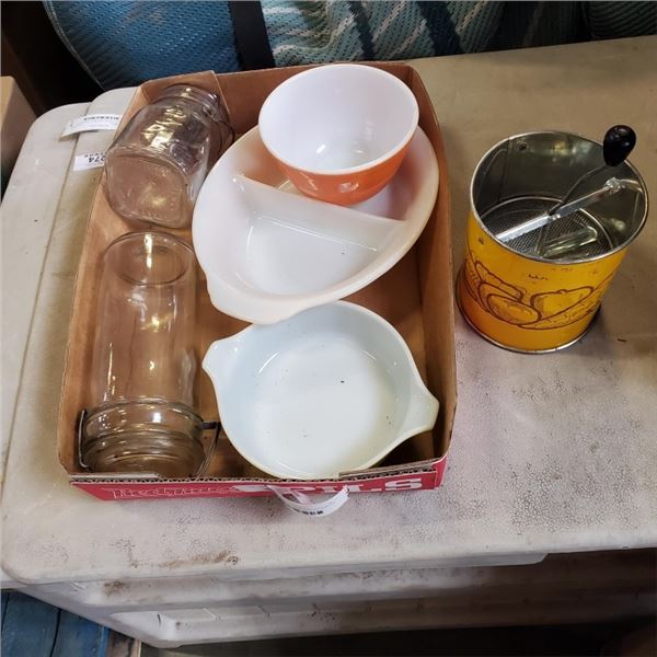TRAY OF PYREX AND OTHER COLLECTIBLES
