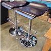 Image 3 : 2 MODERN ADJUSTABLE HEIGHT BAR STOOLS