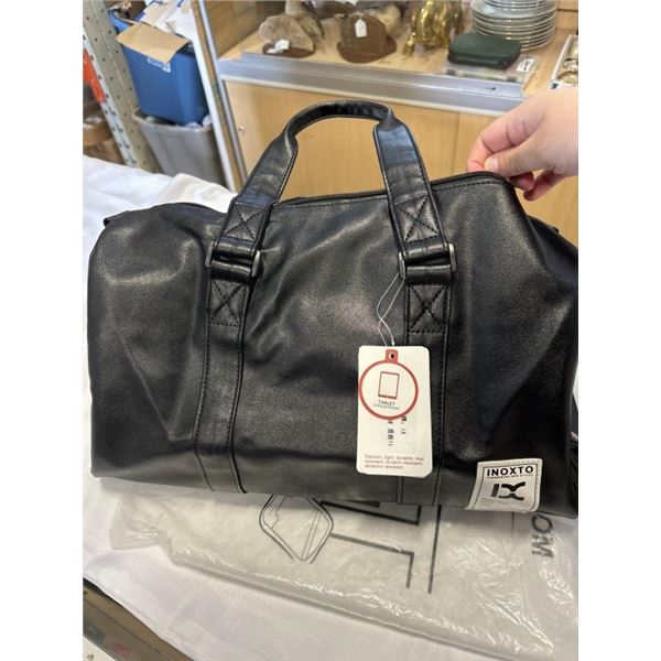 NEW DC INOXTO BLACK DUFFLE BAG