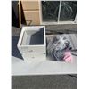 Image 1 : 10 ASSORTED HATS WITH NECK PILLOW AND WHITE IKEA DRAWER INSERT