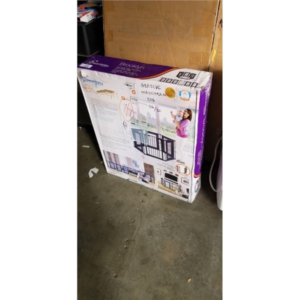 DREAMBABY BROOKLYN CONVERTA HARDWARE MOUNTED SAFETY GATE