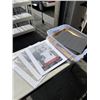 Image 1 : TOTE OF PICTURE FRAME INSERTS