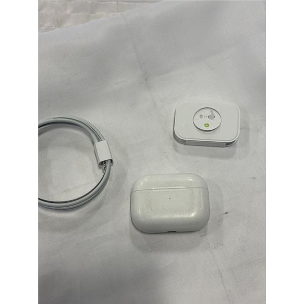 APPLE AIRPOD PRO W/ MAGSAFE CASE - TESTED WORKING, RETAIL $329