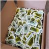 Image 2 : BOX OF KETCHUP RELISH AND MUSTARD PACKETS