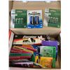 Image 2 : ASSORTMENT OF BATTERIES AND FLASHLIGHTS