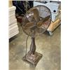 Image 1 : DECO BREEZE FLOOR FAN