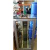Image 3 : STAINLESS STEEL SHELF WITH THICK GLASS SHELVES
