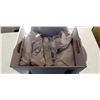 Image 1 : BOX OF CHAMPAGNE FLUTES AND WINE GLASSES