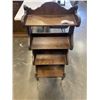 Image 1 : ANTIQUE SHELF UNIT AND 2 TABLE LAMPS