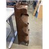 Image 2 : ANTIQUE SHELF UNIT AND 2 TABLE LAMPS