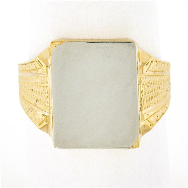 Vintage 14K TT Gold Engraveable Rectangular Center w/ Detailed Sides Signet Ring