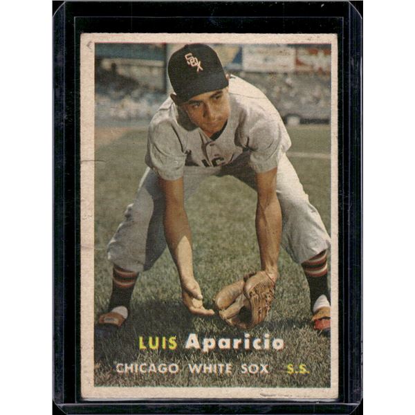 Luis Aparicio 1957 Topps #7