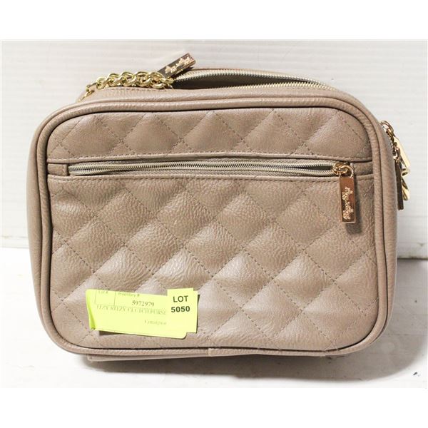 ITZY RITZY CLUTCH PURSE