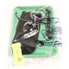 Image 1 : NEW GREEN TRAY WITH NEW JEWELRY PIECES