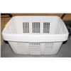 Image 1 : 3 RUBBERMAID WHITE LAUNDRY BASKETS - 52.9L
