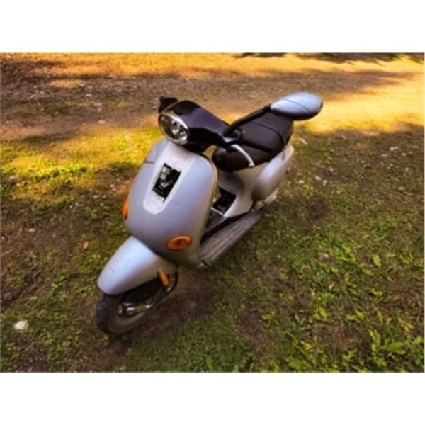 *OFFSITE* VESPA SCOOTER