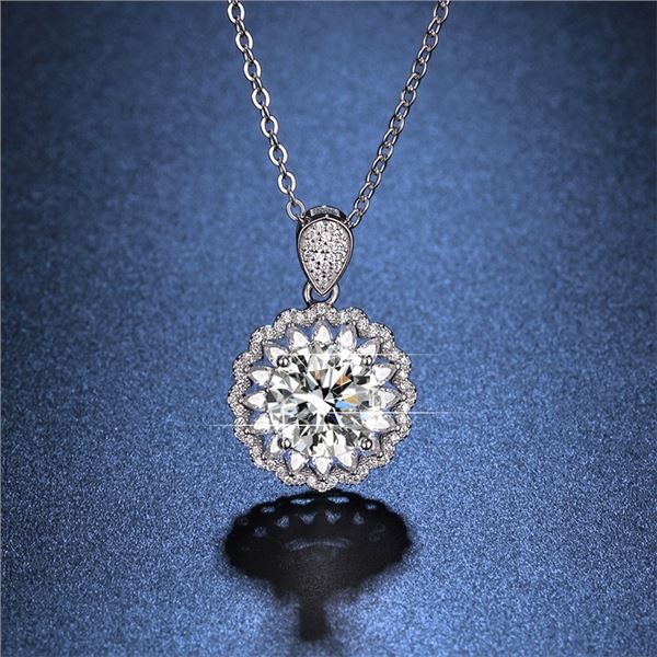 5 CT GRA CERTIFIED MOISSANITE S925 SUNFLOWER STYLE