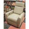 Image 1 : WARM GREY ELECTRIC RECLINER