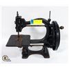 ANTIQUE CAST IRON SEWING MACHINE NO VISIBLE MAKERS