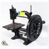 Image 2 : ANTIQUE CAST IRON SEWING MACHINE NO VISIBLE MAKERS