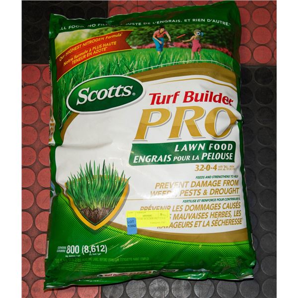 SCOTTS TURF BUILDER PRO 32-0-4